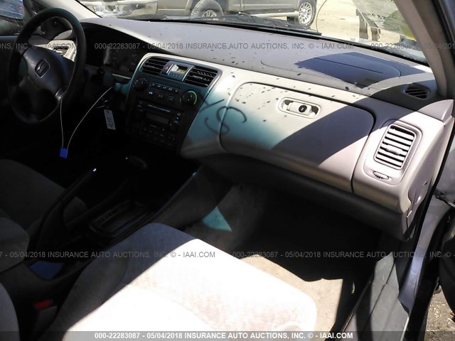 1HGCF86652A136967 - 2002 HONDA ACCORD VALUE SILVER photo 5