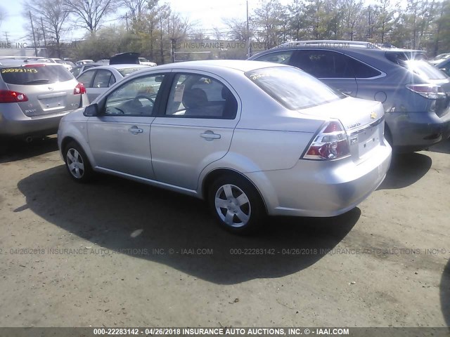 KL1TD56668B121374 - 2008 CHEVROLET AVEO LS SILVER photo 3