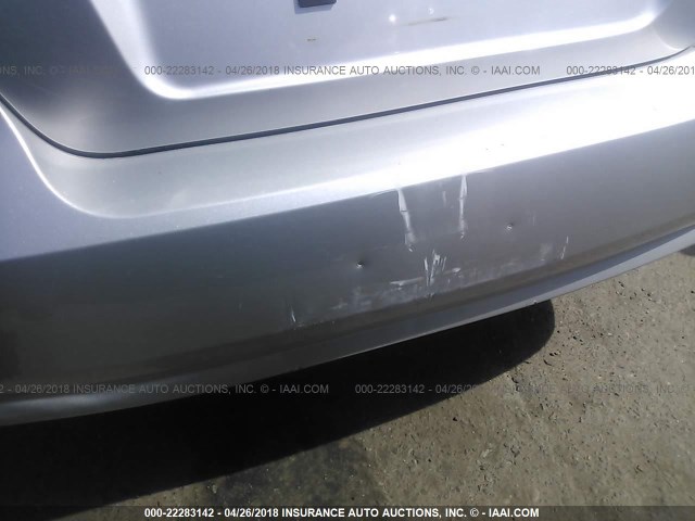 KL1TD56668B121374 - 2008 CHEVROLET AVEO LS SILVER photo 6