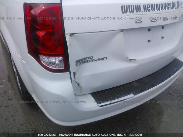 2C4RDGBG3DR814265 - 2013 DODGE GRAND CARAVAN SE WHITE photo 6