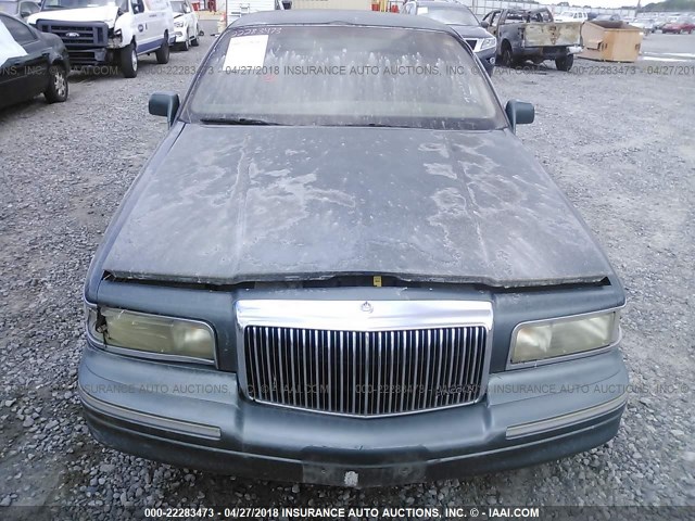1LNLM81W7TY735790 - 1996 LINCOLN TOWN CAR EXECUTIVE GREEN photo 6