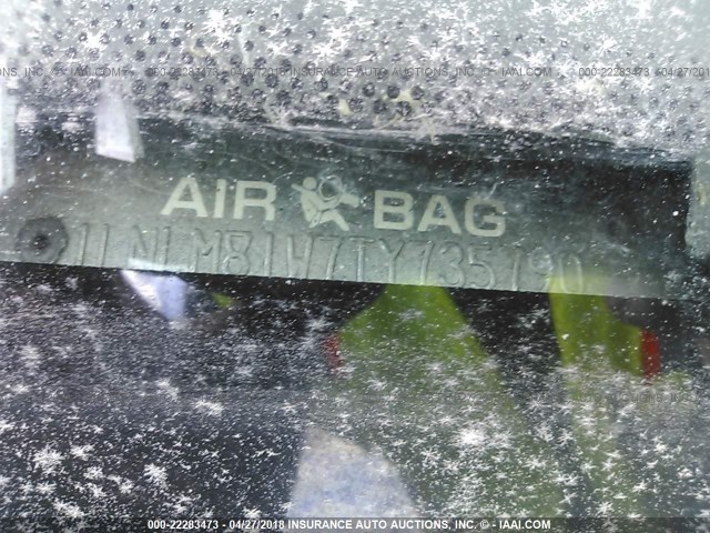 1LNLM81W7TY735790 - 1996 LINCOLN TOWN CAR EXECUTIVE GREEN photo 9