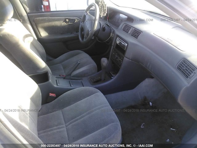 4T1BF22K6VU031797 - 1997 TOYOTA CAMRY CE/LE/XLE 灰色 照片 5
