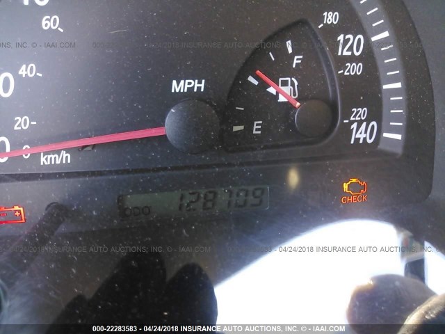 JTDBE32K140262142 - 2004 TOYOTA CAMRY LE/XLE GOLD photo 7