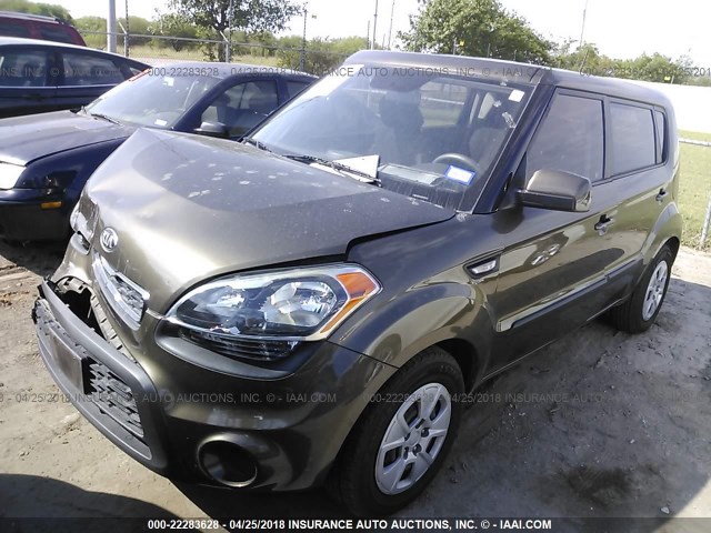 KNDJT2A53D7529571 - 2013 KIA SOUL GRAY photo 2