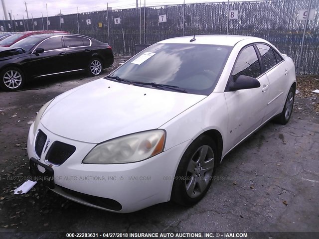 1G2ZG57B384144688 - 2008 PONTIAC G6 SE WHITE photo 2