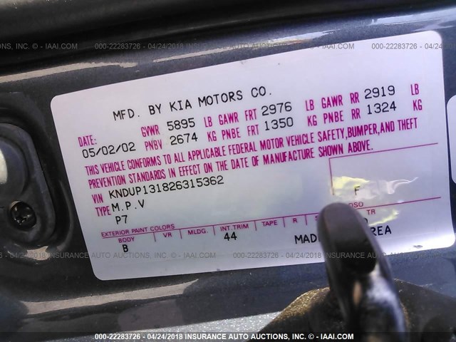 KNDUP131826315362 - 2002 KIA SEDONA EX/LX GRAY photo 9