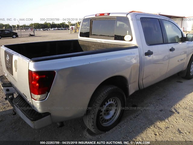 1N6BA07D48N338835 - 2008 NISSAN TITAN XE/SE/LE SILVER photo 4