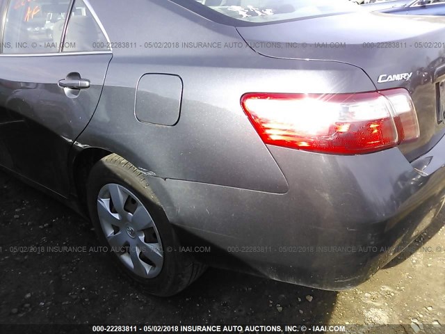 4T1BE46K87U093696 - 2007 TOYOTA CAMRY NEW GENERAT CE/LE/XLE/SE GRAY photo 6