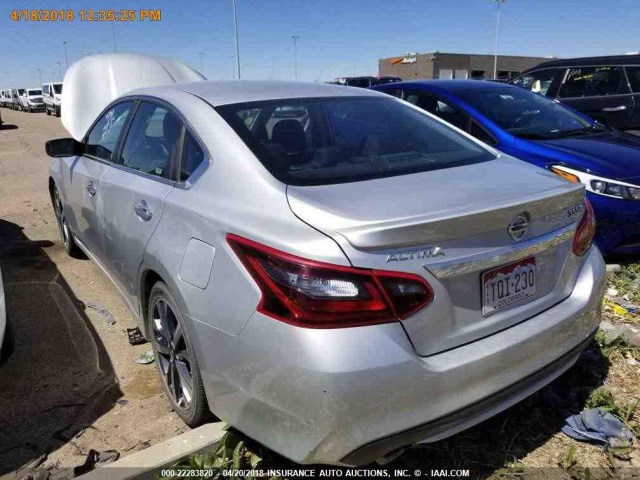 1N4BL3AP3HC192768 - 2017 NISSAN ALTIMA 3.5SL/3.5 SR SILVER photo 14