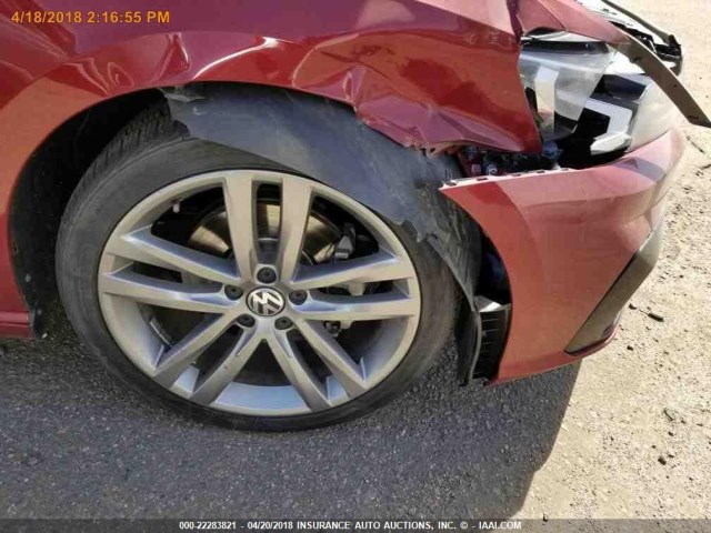 1VWDT7A33HC065801 - 2017 VOLKSWAGEN PASSAT R-LINE Tünd qırmızı foto 11