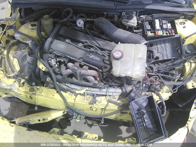 3FAFP31333R129747 - 2003 FORD FOCUS ZX3 YELLOW photo 10