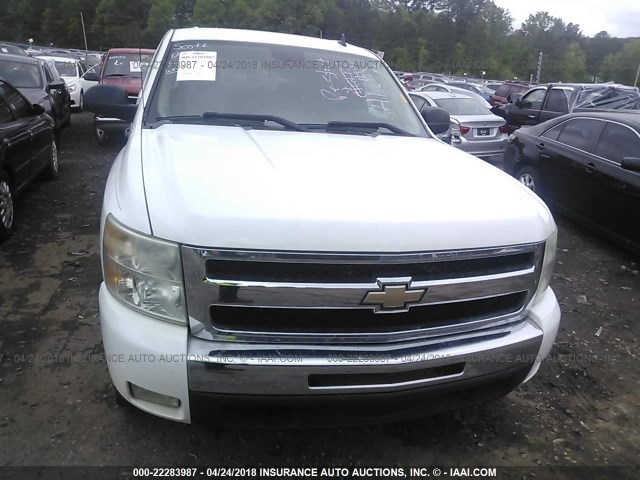 3GCPKSE31BG154285 - 2011 CHEVROLET SILVERADO K1500 LT WHITE photo 6