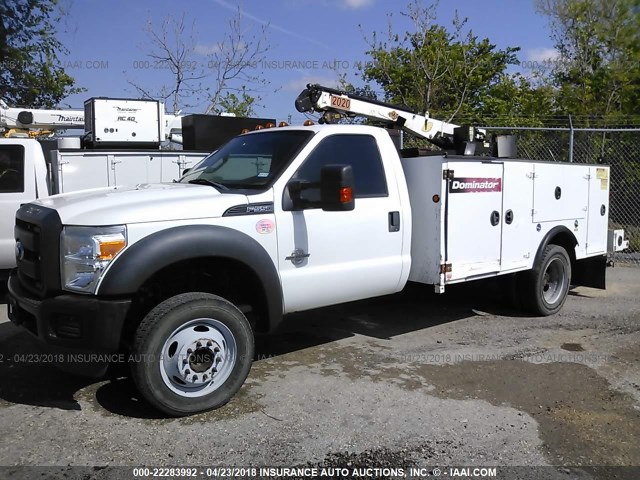 1FDUF5GT1DEA93516 - 2013 FORD F550 SUPER DUTY WHITE photo 2