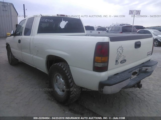 2GTEK19T421127666 - 2002 GMC NEW SIERRA K1500 WHITE photo 3