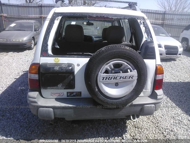2CNBE13CXY6914907 - 2000 CHEVROLET TRACKER WHITE photo 6