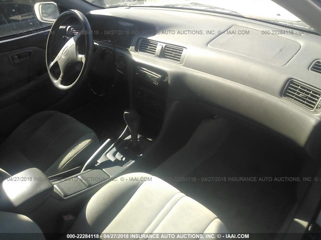 4T1BG22K5VU053545 - 1997 TOYOTA CAMRY CE/LE/XLE WHITE photo 5