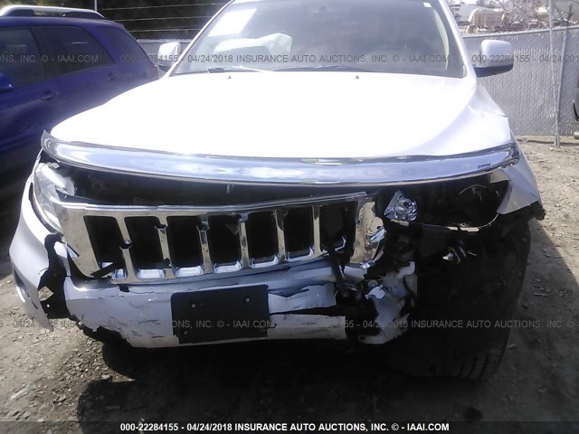 1C4RJFAG7CC139418 - 2012 JEEP GRAND CHEROKEE LAREDO SILVER photo 6