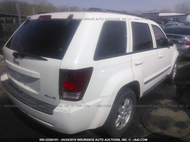 1J8GR48K57C514929 - 2007 JEEP GRAND CHEROKEE LAREDO/COLUMBIA/FREEDOM 白色 照片 4