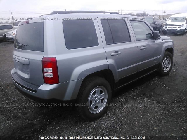 1C4NJPBA3HD145961 - 2017 JEEP PATRIOT SPORT GRAY photo 4