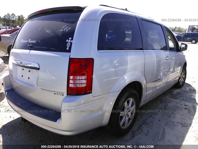 2A4RR5D16AR166330 - 2010 CHRYSLER TOWN & COUNTRY TOURING SILVER photo 4