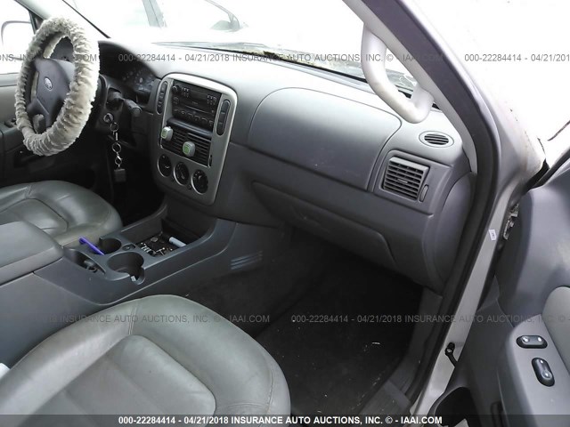 1FMZU63KX5UA16388 - 2005 FORD EXPLORER XLT/XLT SPORT/NBX 棕色 照片 5