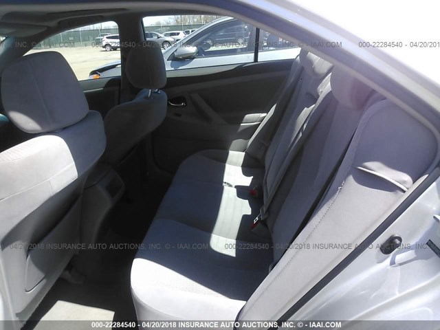 4T4BF3EKXAR052170 - 2010 TOYOTA CAMRY SE/LE/XLE ვერცხლისფერი ფოტო 8