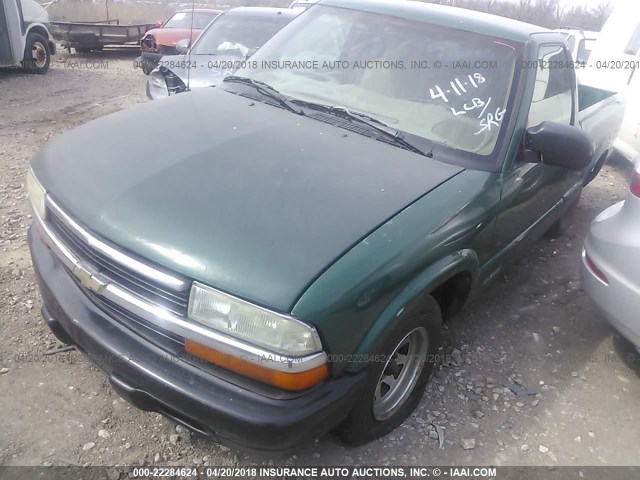 1GCCS1447X8107536 - 1999 CHEVROLET S TRUCK S10 GREEN photo 2