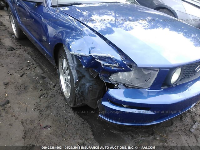 1ZVFT82H365143097 - 2006 FORD MUSTANG GT BLUE photo 6