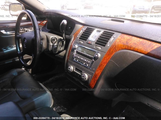 1G6KD57Y96U145466 - 2006 CADILLAC DTS BLACK photo 5