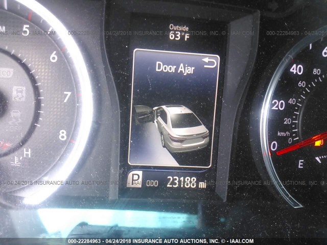 4T1BF1FK8HU752051 - 2017 TOYOTA CAMRY LE/XLE/SE/XSE RED photo 7