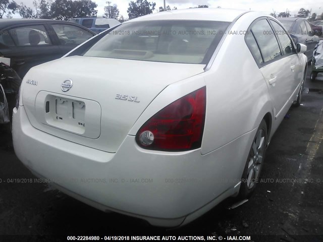 1N4BA41E95C871238 - 2005 NISSAN MAXIMA SE/SL WHITE photo 4