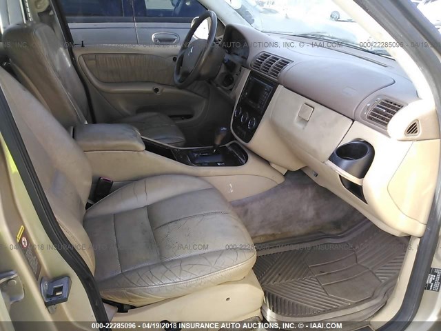 4JGAB54E62A305478 - 2002 MERCEDES-BENZ ML 320 Champagne photo 5