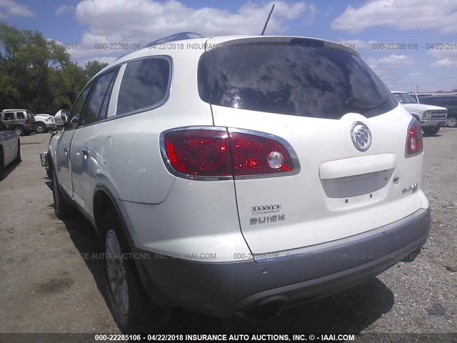 5GALRBED9AJ201709 - 2010 BUICK ENCLAVE CXL WHITE photo 3