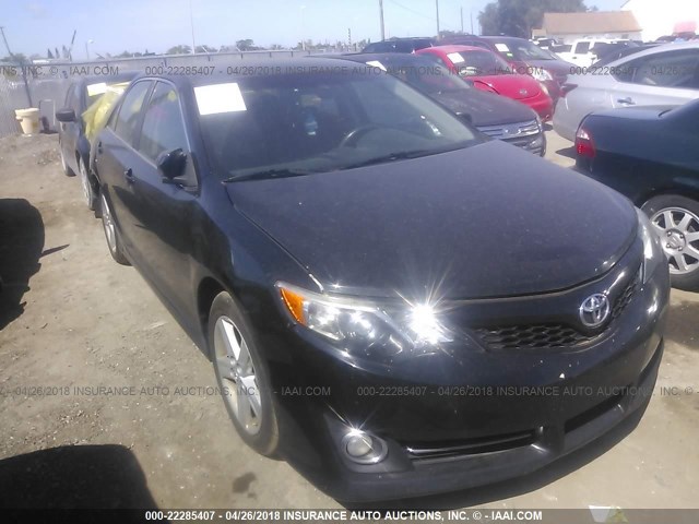 4T1BF1FK5EU317368 - 2014 TOYOTA CAMRY L/SE/LE/XLE 黑色 照片 1