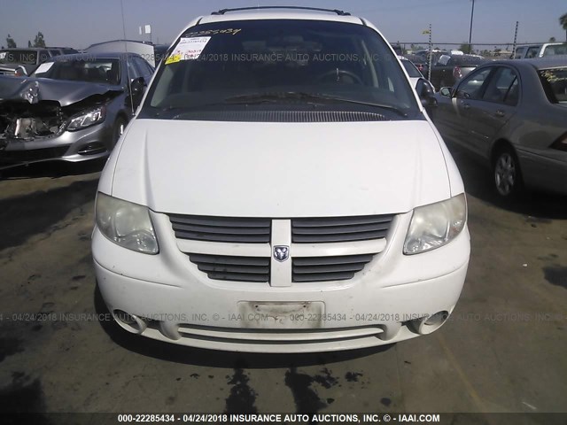 2D4GP44L67R119924 - 2007 DODGE GRAND CARAVAN SXT WHITE photo 6