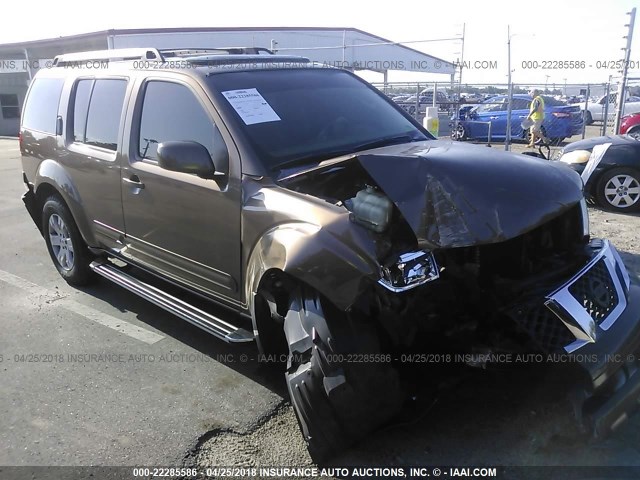 5N1AR18U95C748173 - 2005 NISSAN PATHFINDER LE/SE/XE BROWN photo 1