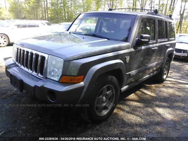 1J8HG48K37C621018 - 2007 JEEP COMMANDER GRAY photo 2