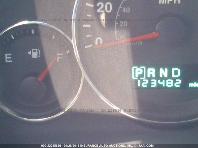 1J8HG48K37C621018 - 2007 JEEP COMMANDER GRAY photo 7