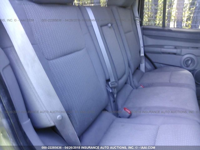1J8HG48K37C621018 - 2007 JEEP COMMANDER GRAY photo 8