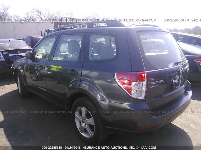 JF2SHABC5BH753964 - 2011 SUBARU FORESTER 2.5X GRAY photo 3