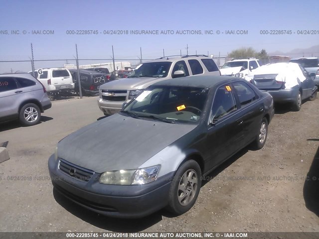 JT2BG22KXY0481247 - 2000 TOYOTA CAMRY CE/LE/XLE 绿色 照片 2