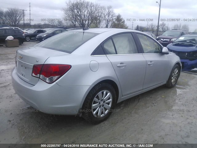 1G1PF5S90B7271861 - 2011 CHEVROLET CRUZE LT SILVER photo 4