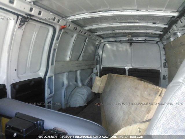 1GCHG39U031220422 - 2003 CHEVROLET EXPRESS G3500  WHITE photo 8