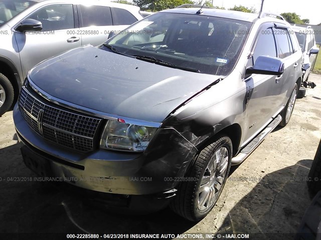 2LMDU68C68BJ38322 - 2008 LINCOLN MKX Pewter photo 2