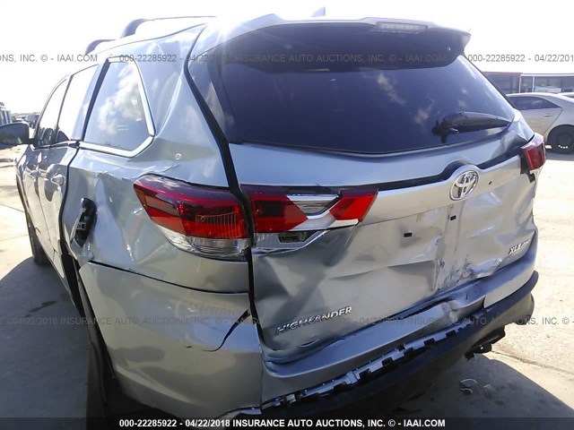 5TDJZRFH4HS416864 - 2017 TOYOTA HIGHLANDER SE/XLE SILVER photo 6