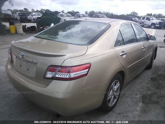 4T1BF3EK0AU020273 - 2010 TOYOTA CAMRY SE/LE/XLE 灰色 照片 4