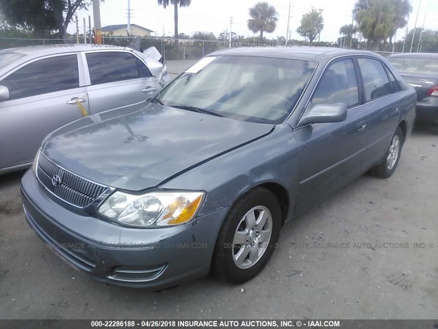 4T1BF28B92U264608 - 2002 TOYOTA AVALON XL/XLS Light Blue photo 2