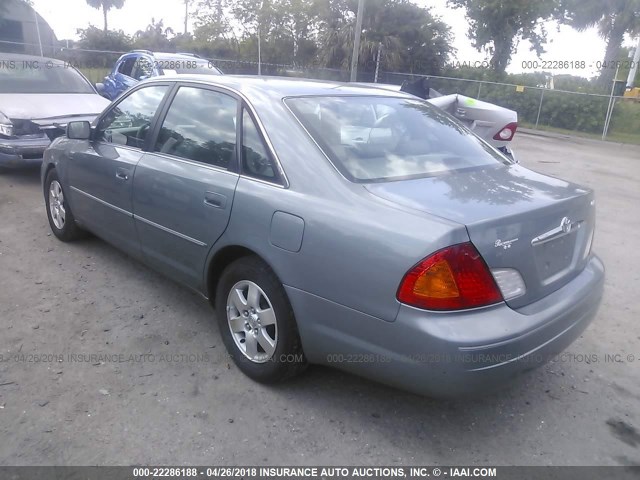 4T1BF28B92U264608 - 2002 TOYOTA AVALON XL/XLS Light Blue photo 3