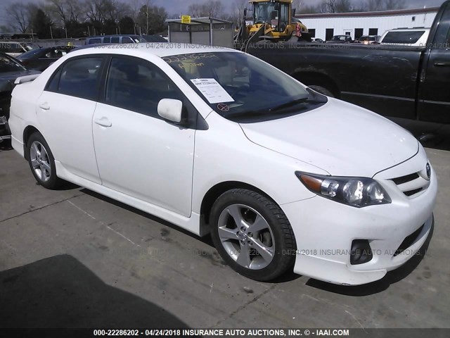 2T1BU4EE7CC812530 - 2012 TOYOTA COROLLA S/LE WHITE photo 1